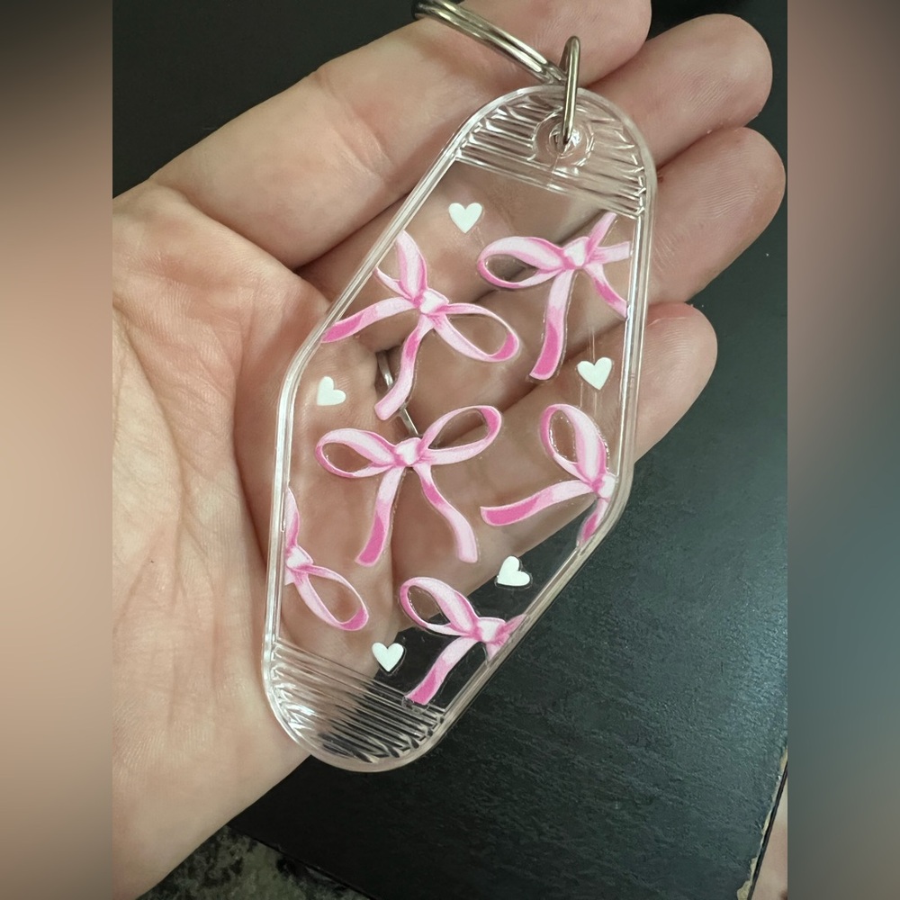 Pink Ribbon Key Holder - Picture 2 of 3